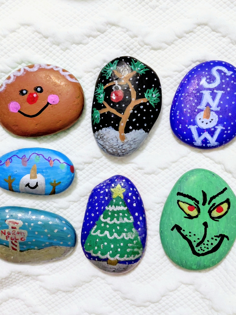 7 FRIENDSHIP Handpainted Christmas stones 3.00 each Some Reverseable